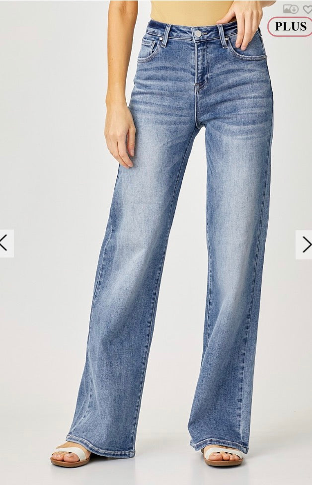 Risen Plus Wide Leg Jean