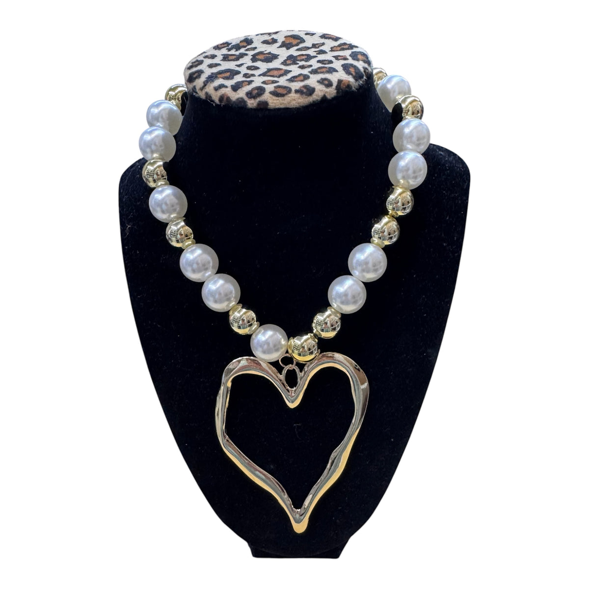 Pearl and Gold Beaded Necklace